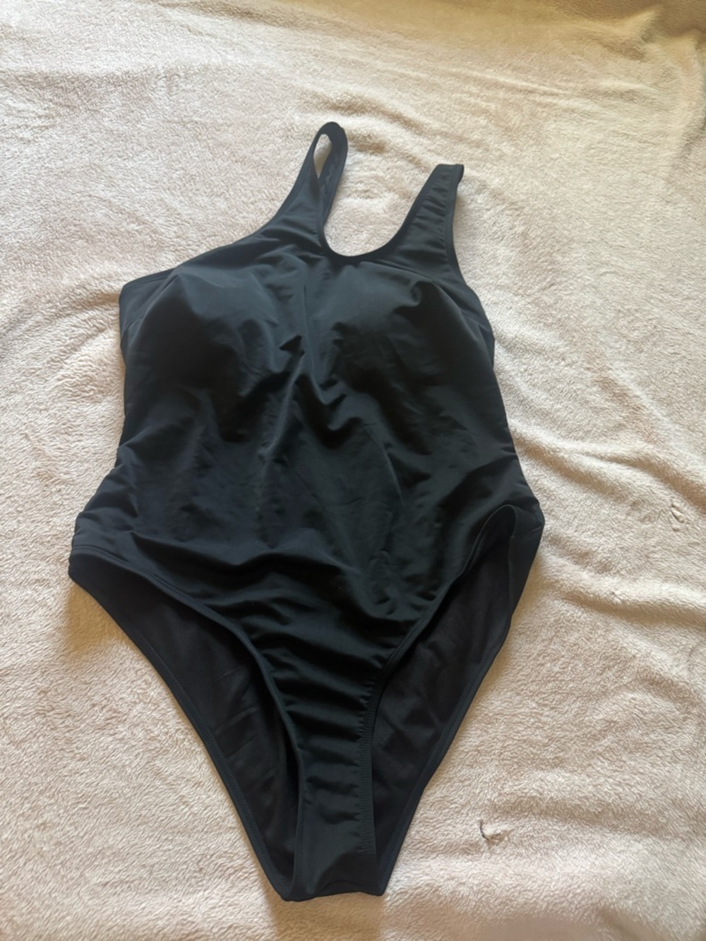 SHEIN Black Scoop Neck One-Piece Swimsuit